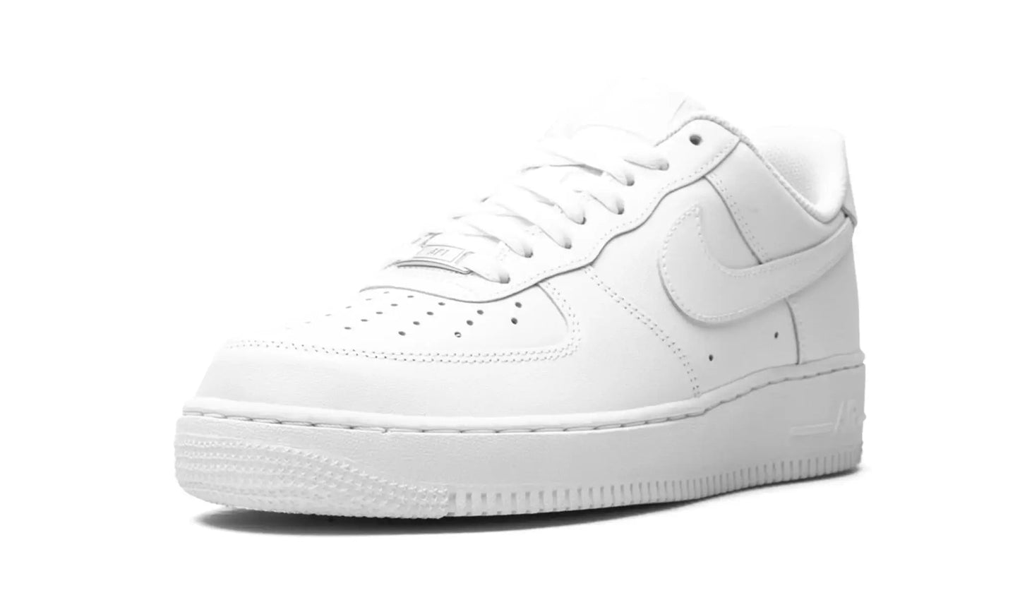 Nike Air Force 1' 07 Branco